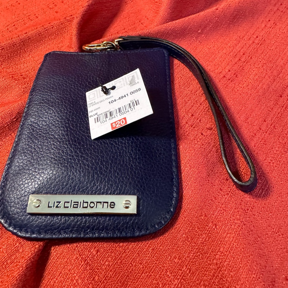 LIZ‎ CLAIBORNE Navy Leather Wristlet, NWT